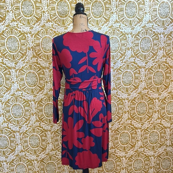 Boden Layla Floral Jersey Faux Wrap Fit&Flare Dress Winterberry Flora Boom Sz 8P - Picture 11 of 13